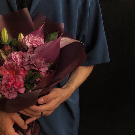 他的手抓住了我的小兔子 男票喜欢不停的蹭是为什么