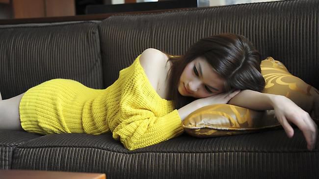 女人要想时的人体暗示着，已经结婚女想着你上她的暗示着有什么