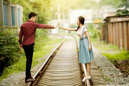 聪明的女人会主动认错 给对方台阶下