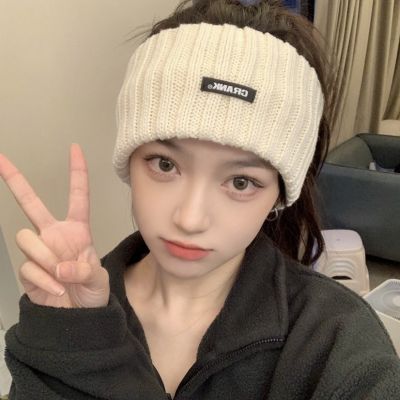 男生对你有情愫的动作肢体