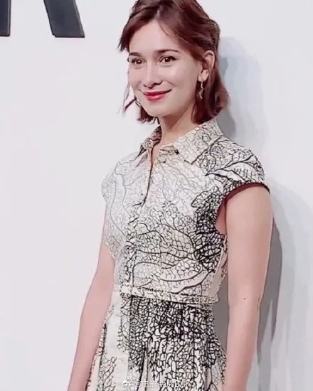杨颖景甜王丽坤等女星同场比美！各个雪肤玉貌争奇斗艳 时尚 第11张
