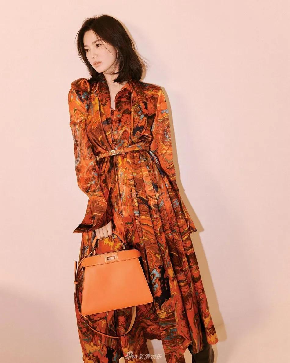 宋慧乔杂志美图超靓！魔鬼身材性感撩人