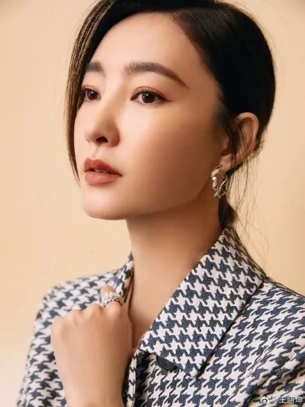 杨颖景甜王丽坤等女星同场比美！各个雪肤玉貌争奇斗艳 时尚 第5张