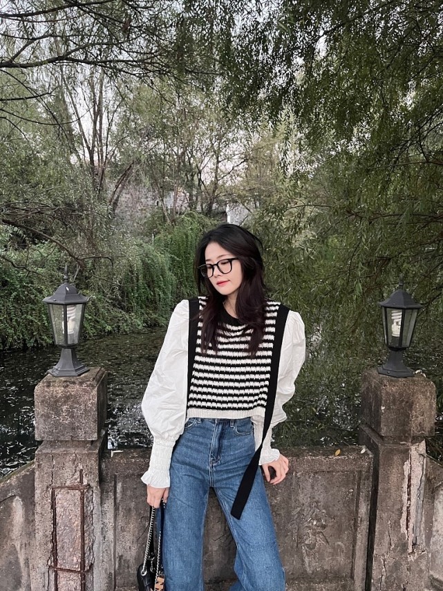 白鹿穿学院百褶裙像“未成年”!轻松打造甜美可爱风