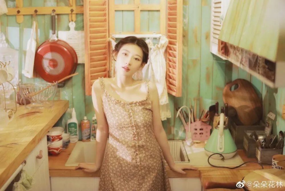 长着一张少女脸的她性格却像糙汉，这反差萌爱了