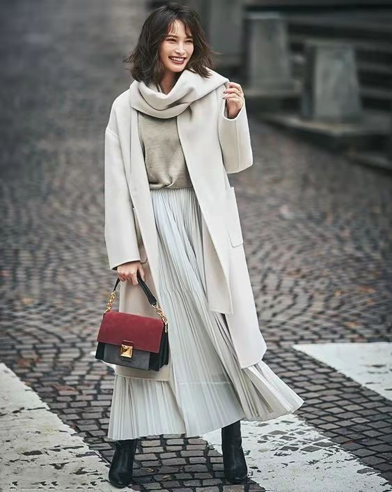 45岁女性的穿衣法则:质感比外貌更重要,要优雅也要减龄