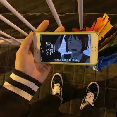 聪明女人这样发朋友圈 高情商女人发朋友圈吸引男人