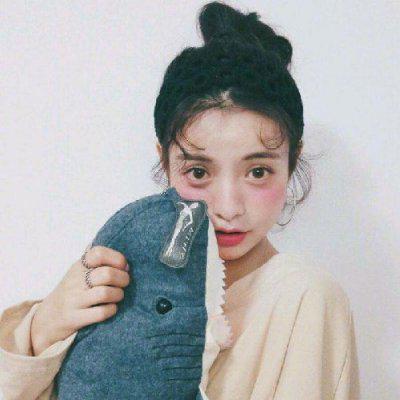 女生坐男生大腿男生有什么反应 反手就是一套组合拳
