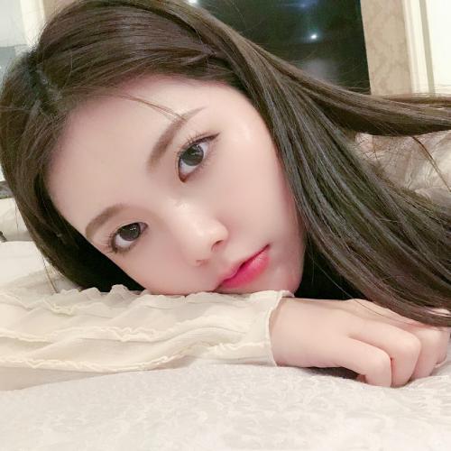 和单位熟妇在仓库做那些事 没想到被同事意外发现