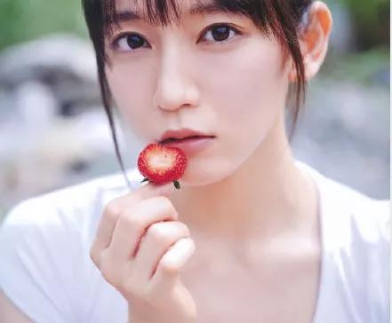 日本女星吉冈里帆写真超美!性感魅力不可挡