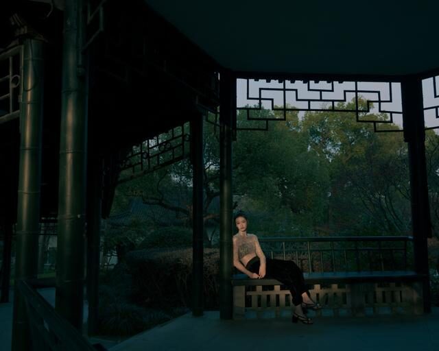 99年邱天透视装出席活动,高挑自信太有气质