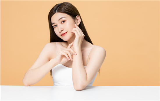 梨花烫适合哪个年龄 梨花烫的发型是什么样的