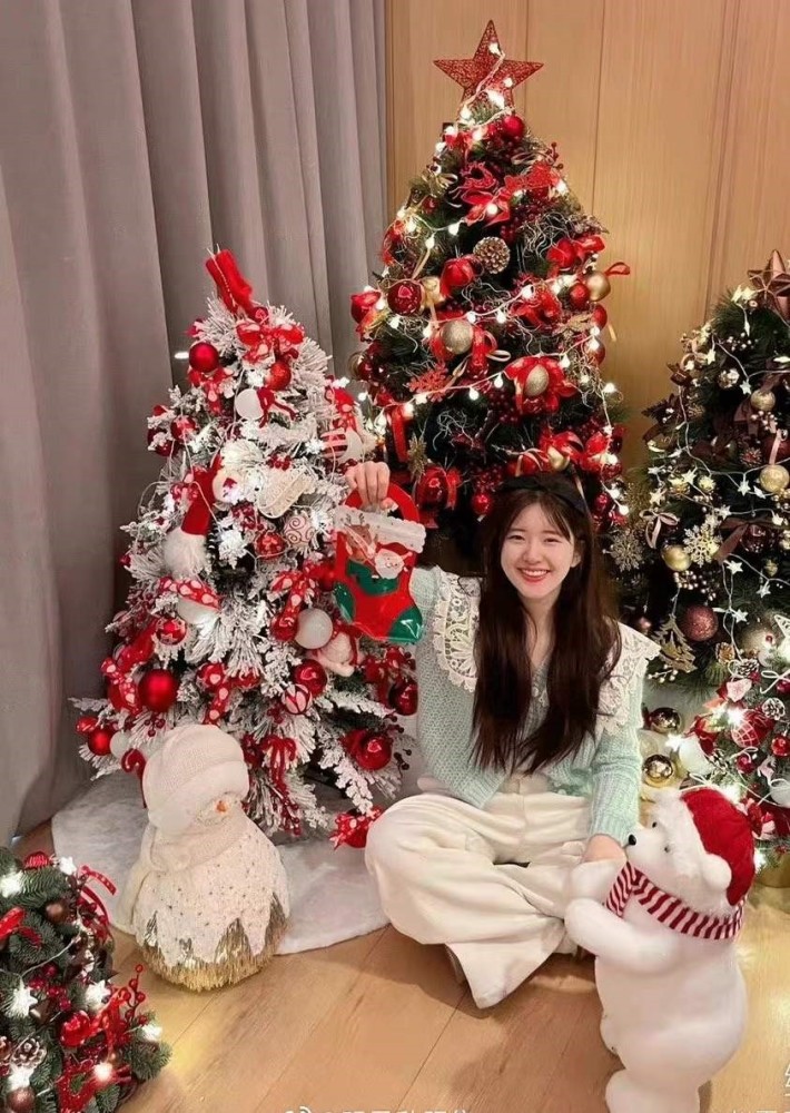 赵露思穿浅绿针织衣清纯又温柔,少女感爆棚