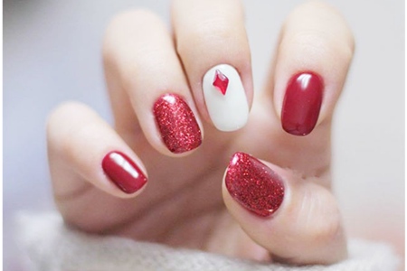 美甲图片2020新款式,冬季唯美红色美甲造型大全