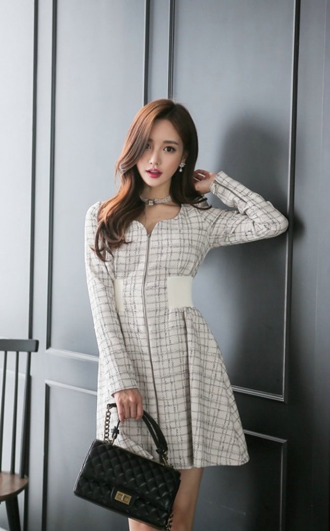 韩国人气模特孙允珠知性素雅养眼图片