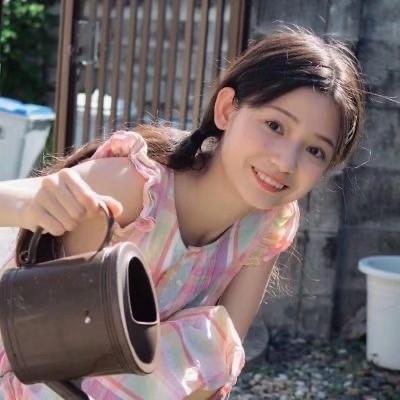 我在做作业爸爸却玩我 昨晚弄了3次今天有点痛