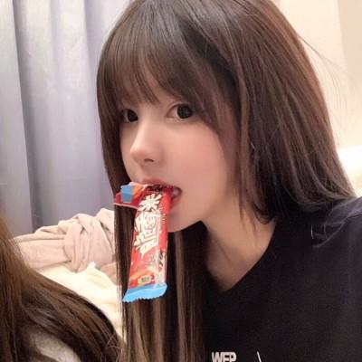 想一个人想到哭是爱吗