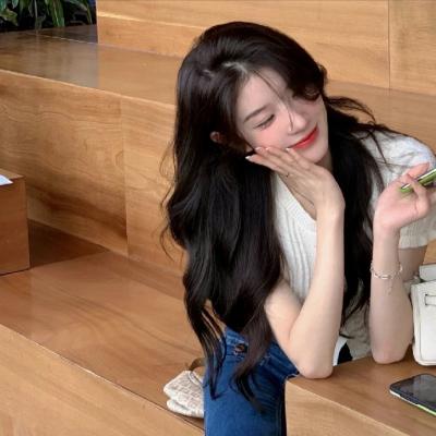 在ktv我被两个男人搭讪 我费了吃奶的劲才逃出来