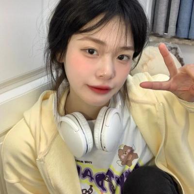 一回家狗狗就要上我房间 男友天天和它争宠