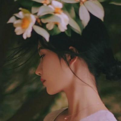 怎样给女朋友安全感 做好这四点就可以