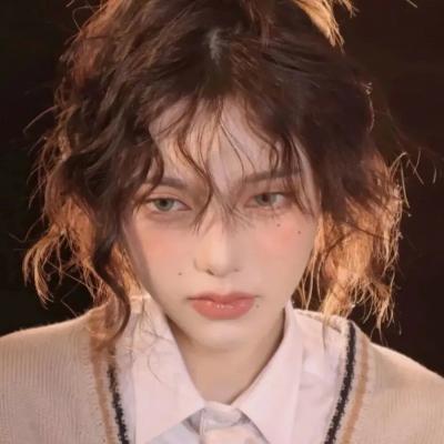 怎样给女朋友安全感 做好这四点就可以