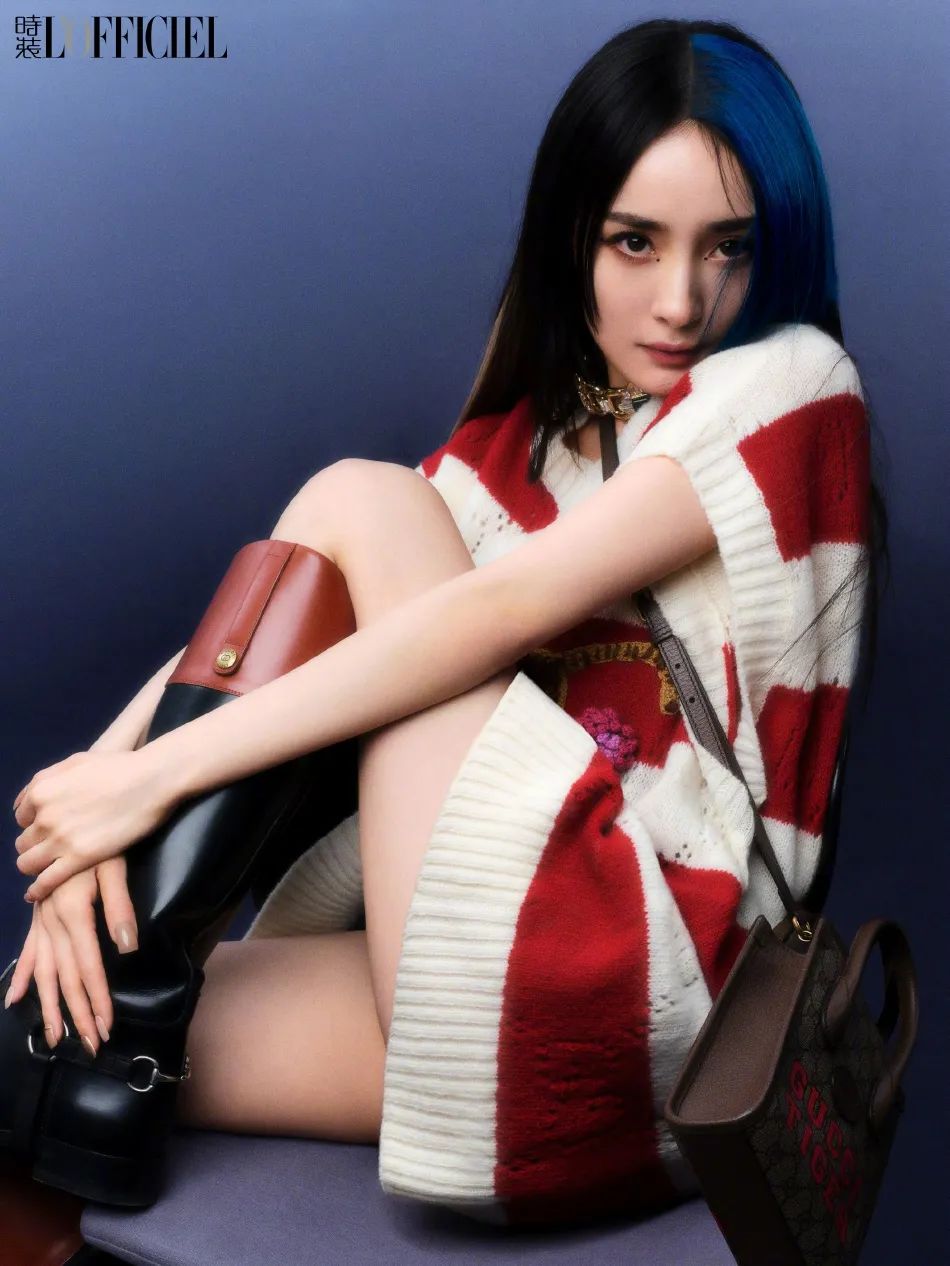 杨幂开年美图大秀白皙长腿!随性温柔时尚表现力满分
