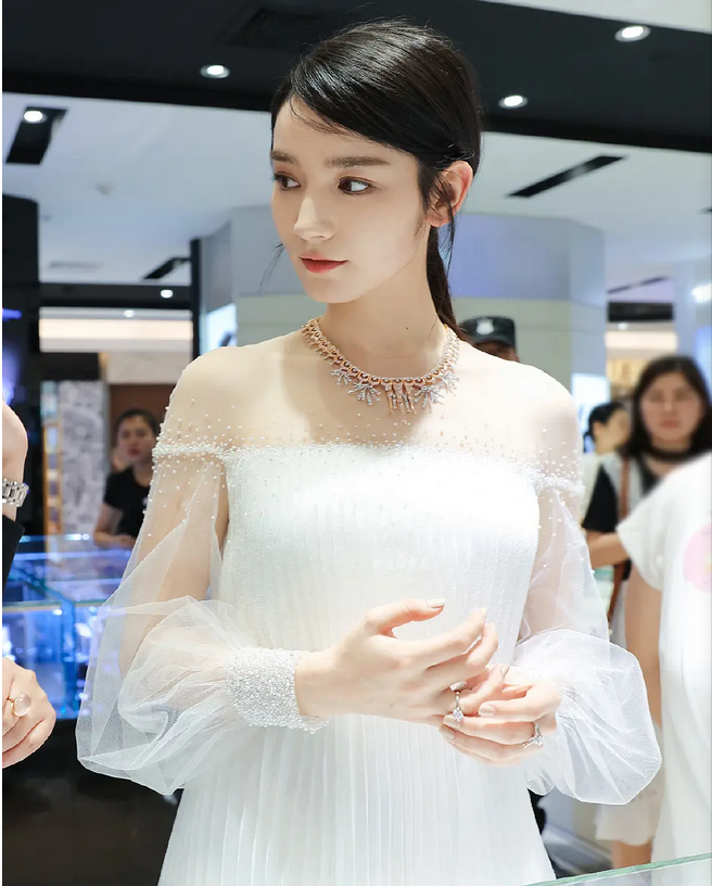 娱乐圈十大新疆当红女星!各个都有异域美女之美