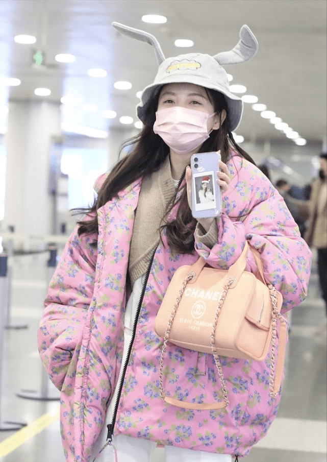 林小宅穿粉色少女感满满，穿搭清纯像未成年少女 时尚 第7张