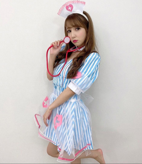 【友田彩也香个人资料|作品番号全集】爱打羽毛球的国民清纯美女