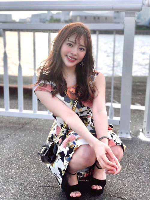 【小仓由菜个人资料|作品番号全集】19岁出道的童颜美女