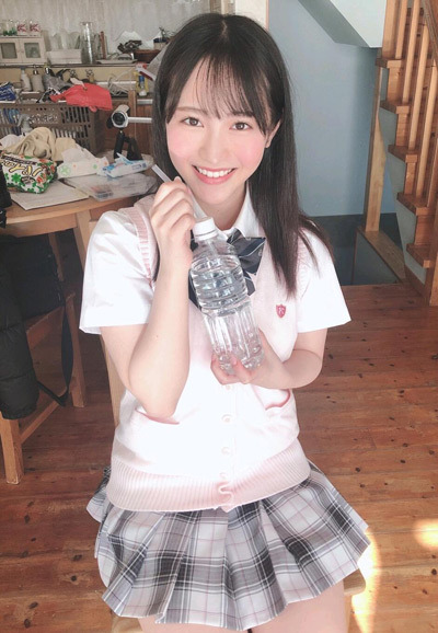 【小野六花个人资料|作品番号全集】19岁童颜美女超可爱