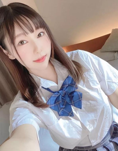 【沙月芽衣个人资料|番号作品写真】19岁下海的童颜女优