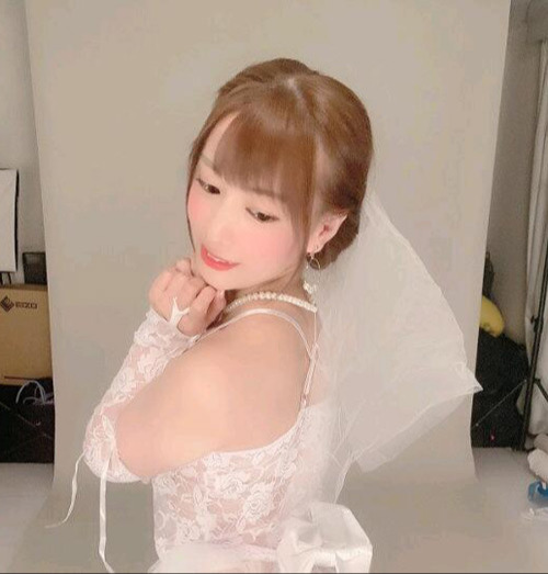 【初川南个人资料|作品番号全集】D罩杯95年日本女神