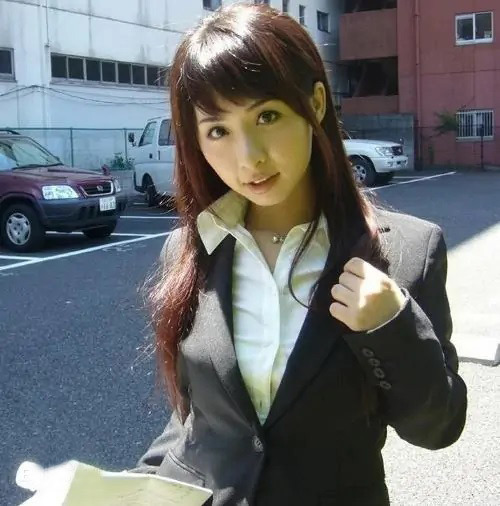 【大沢佑香个人资料|作品番号全集】重口味混血美女 拍摄500部作品
