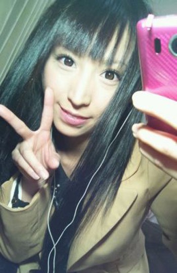 【板野有纪个人资料|作品番号全集】贫乳萝莉美少女 长发清纯女优板野有纪