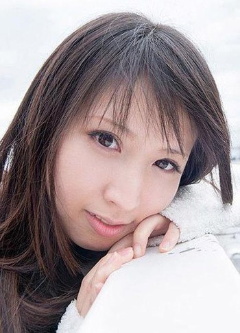 【板野有纪个人资料|作品番号全集】贫乳萝莉美少女 长发清纯女优板野有纪