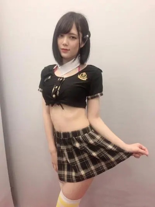 【凉森玲梦个人资料|作品番号全集】97年女优出道 F罩杯美少女凉森玲梦