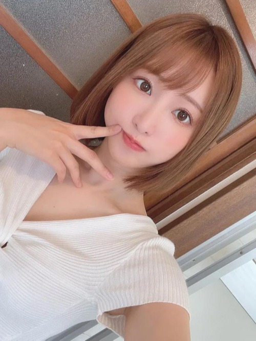 【坂井千晴个人资料|番号作品全集】天使面容妖精身材绝美人妻