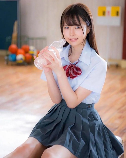 【松本一香个人资料|番号作品全集】女优界的小恶魔萝莉