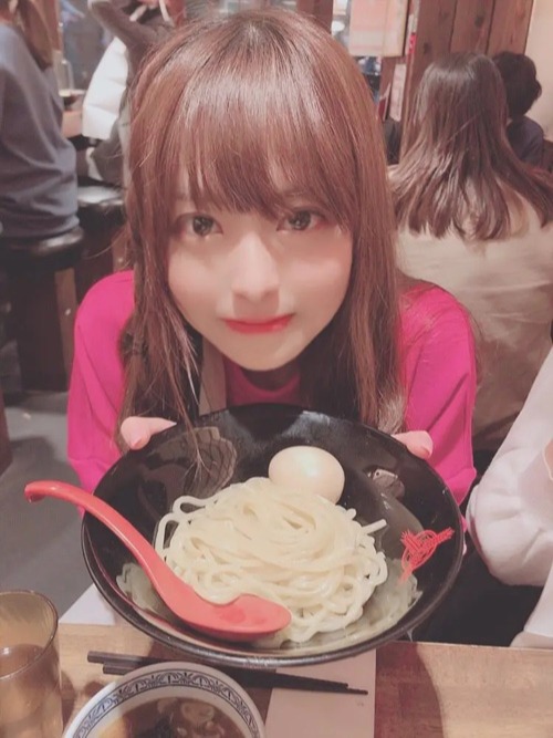 【樱萌子个人资料|作品写真】大眼睛童颜萝莉系美女