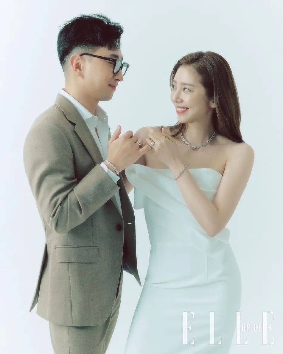 孙淡妃婚纱照写真超靓！性感撩人美丽依旧 时尚 第5张