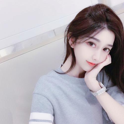 上课学长的手不安分怎么办 他总想拿我的手机