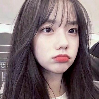 错位沉沦中的女教师 夜里的孤独寂寞令她绝望