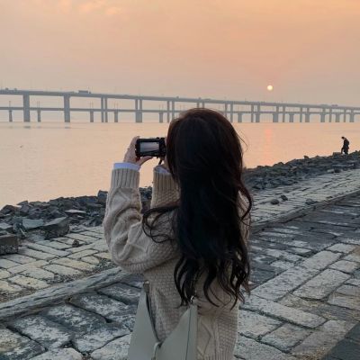 我都哭了他还继续动怎么办 现在的孩子太难带