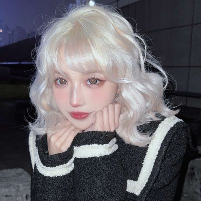 和哥们互相看上对方女友，假借旅行互换女友！