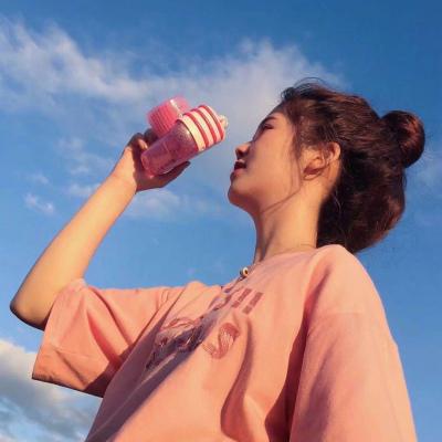 小兔兔被男生吃什么感觉 男生晚上爱摸着小兔兔睡觉