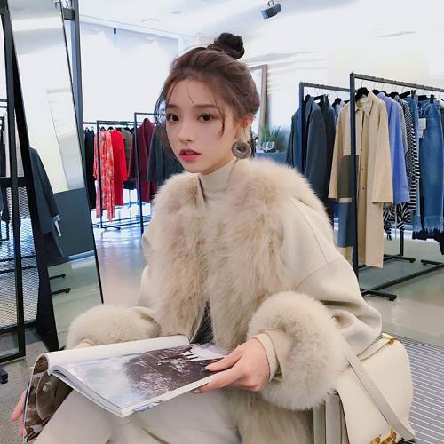 女人潮喷时快感更爽吗？女人潮喷和高潮的区别是什么？