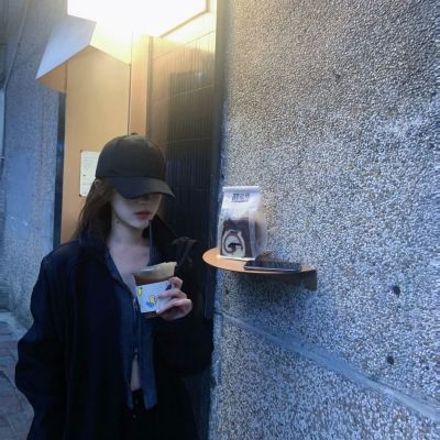 女孩说反话故意气你怎么处理