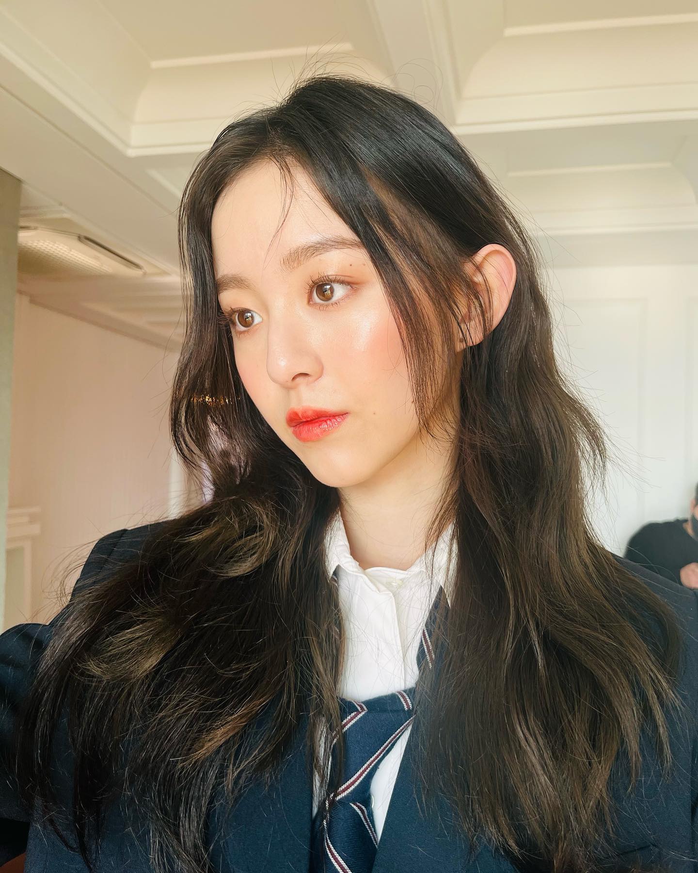 穿出和她们一样可爱型的气质：《殭尸校园》赵怡贤朴持厚穿搭指南 时尚 第18张