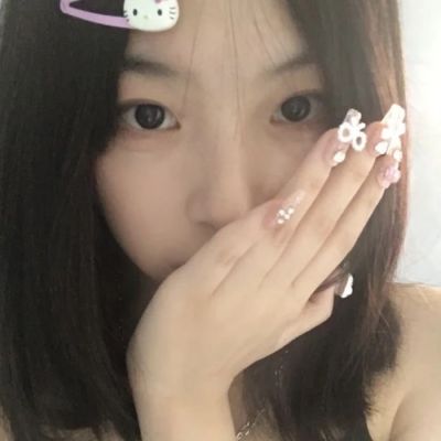 喜欢不喜欢对视就知道 对视会特别羞涩